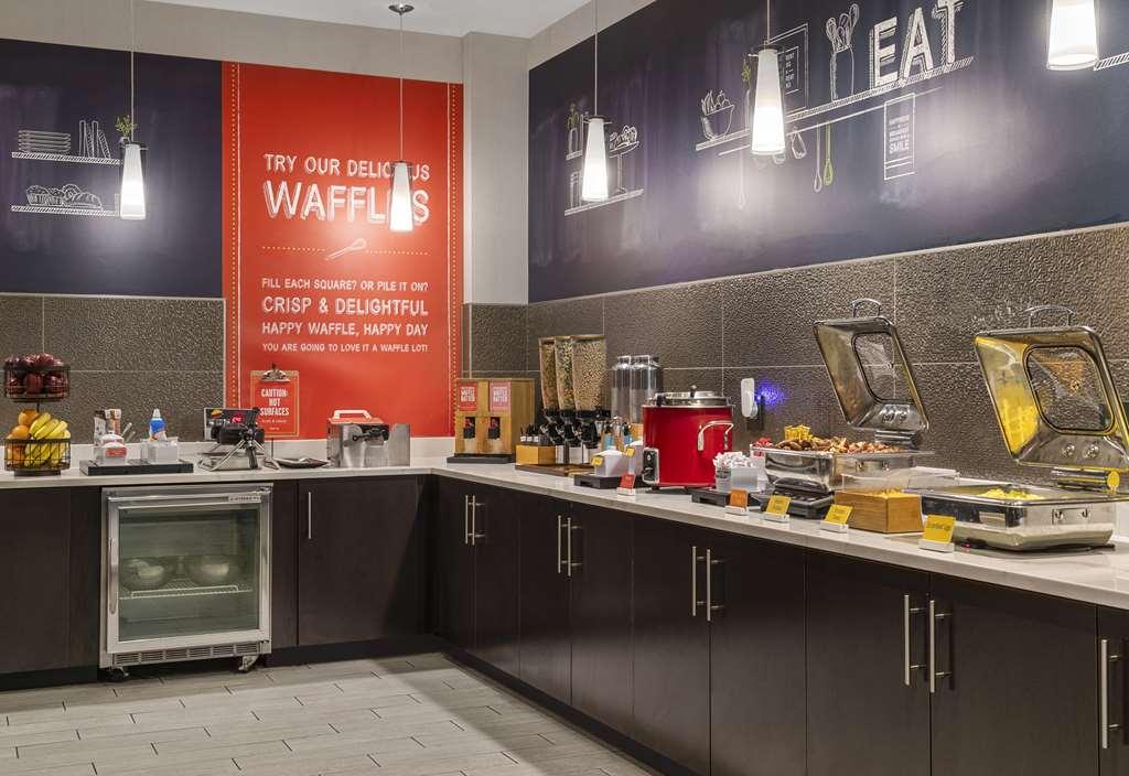 Hampton Inn & Suites-Worcester, Ma Restaurant photo